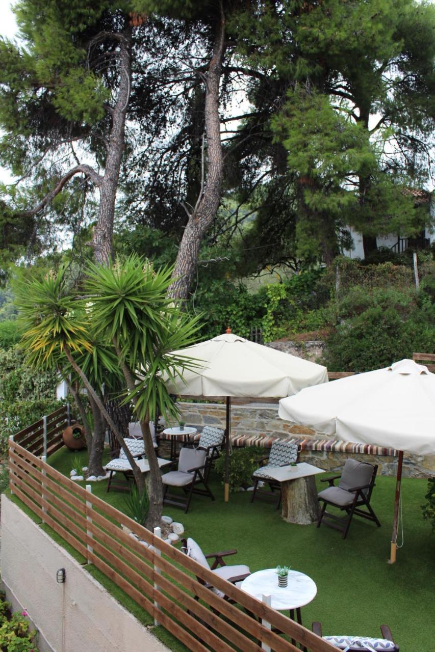 Aparthotel The Pine Trees Agnontas Exterior foto