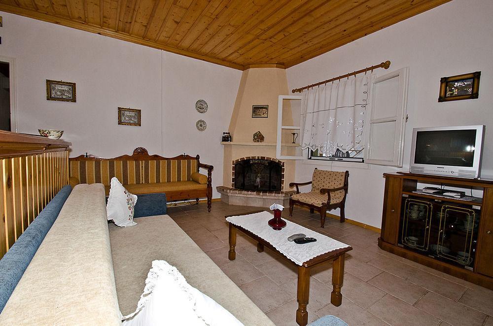 Aparthotel The Pine Trees Agnontas Exterior foto